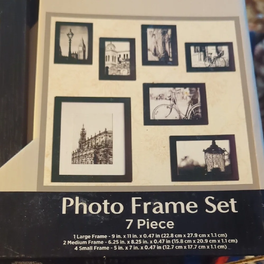 Essentials Black Photo Frame Collection - Picture 2 of 3